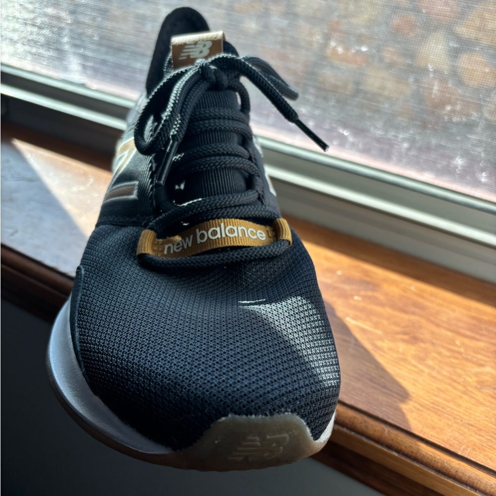 New Balance 🟦these are a true navy and gold. Work one time - just too small. - Picture 2 of 7